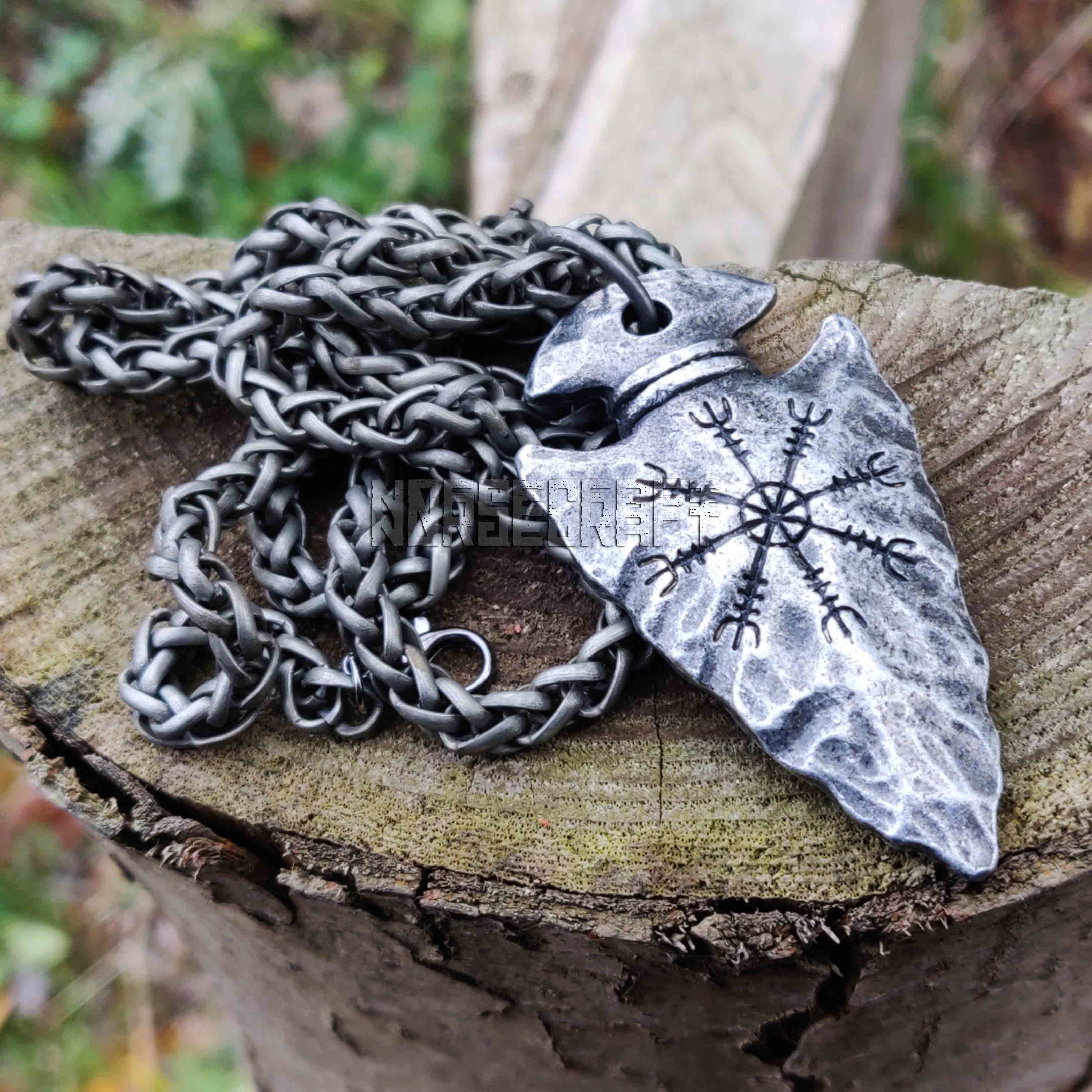 Viking Helm of Awe Arrowhead Necklace