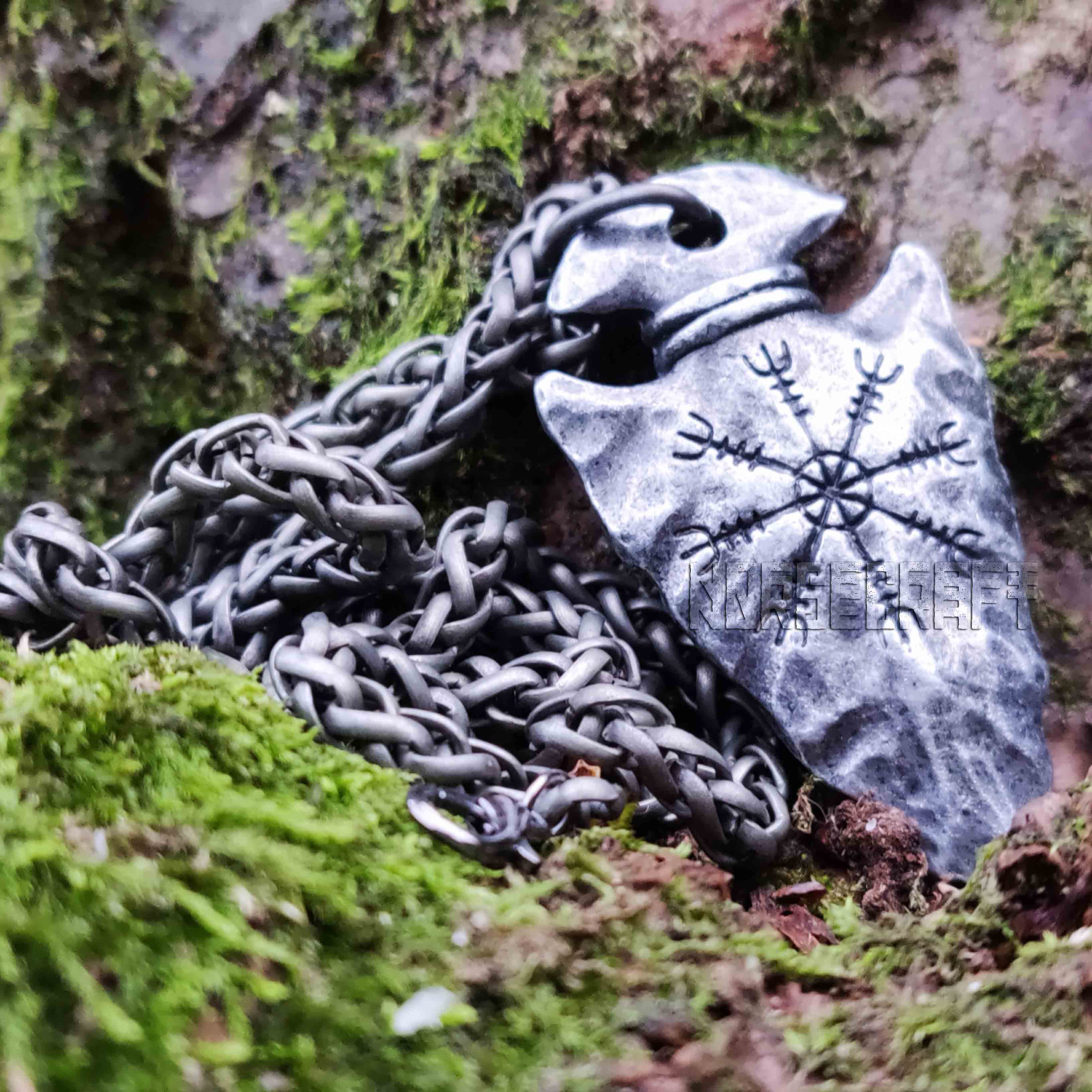 Viking Helm of Awe Arrowhead Necklace