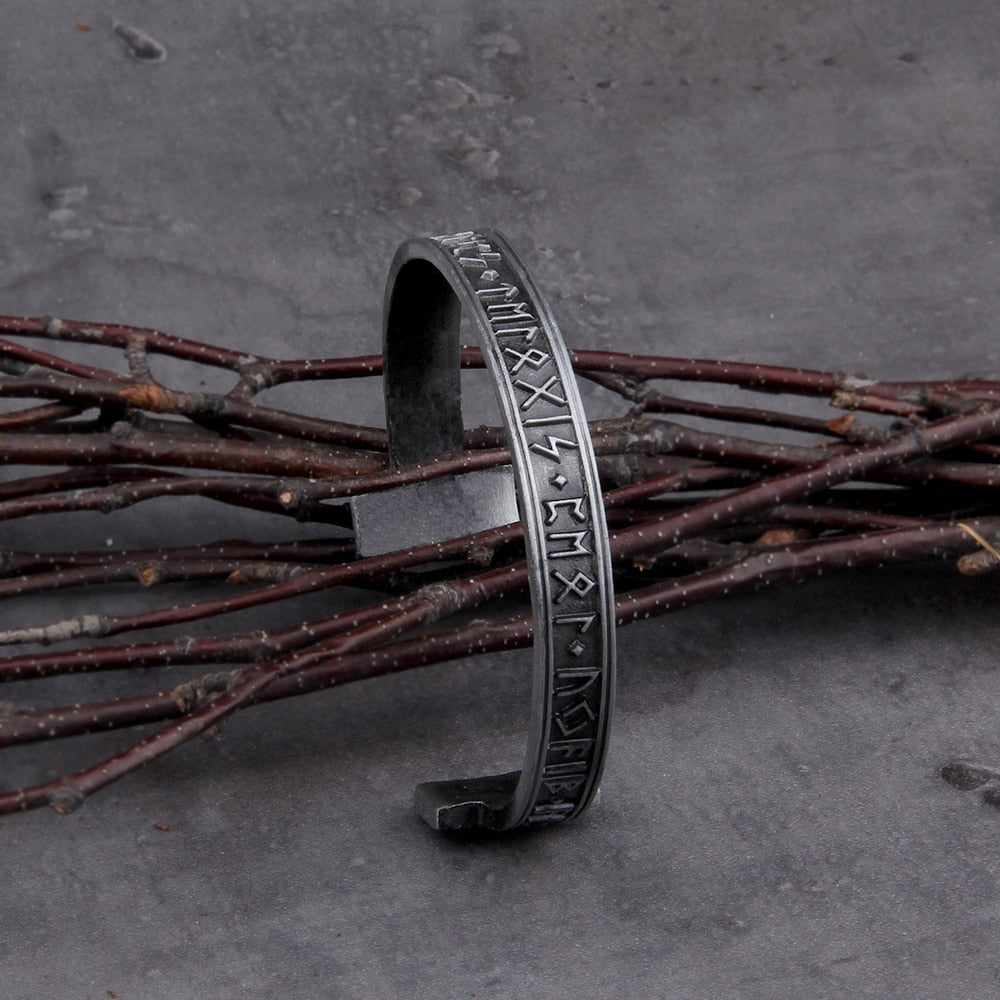 Runic Summon Bracelet