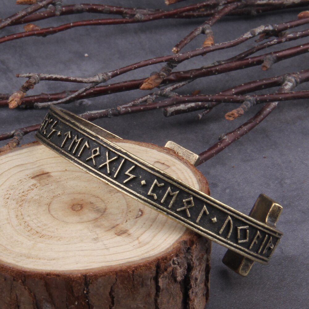 Runic Summon Bracelet