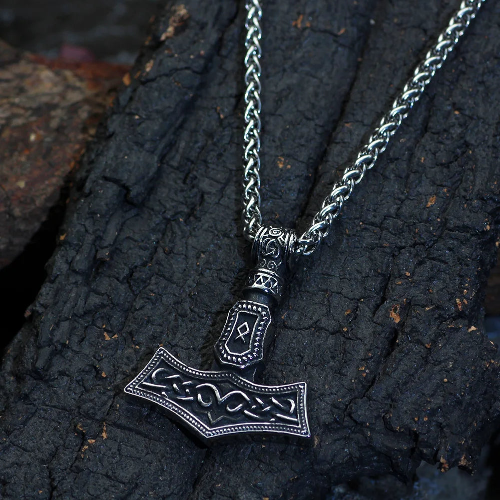 Othala Mjölnir Necklace Stainless Steel