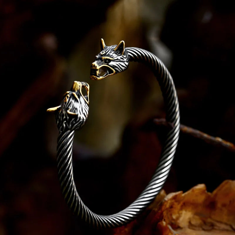 Sköll and Hati Celestial Feast Arm Ring