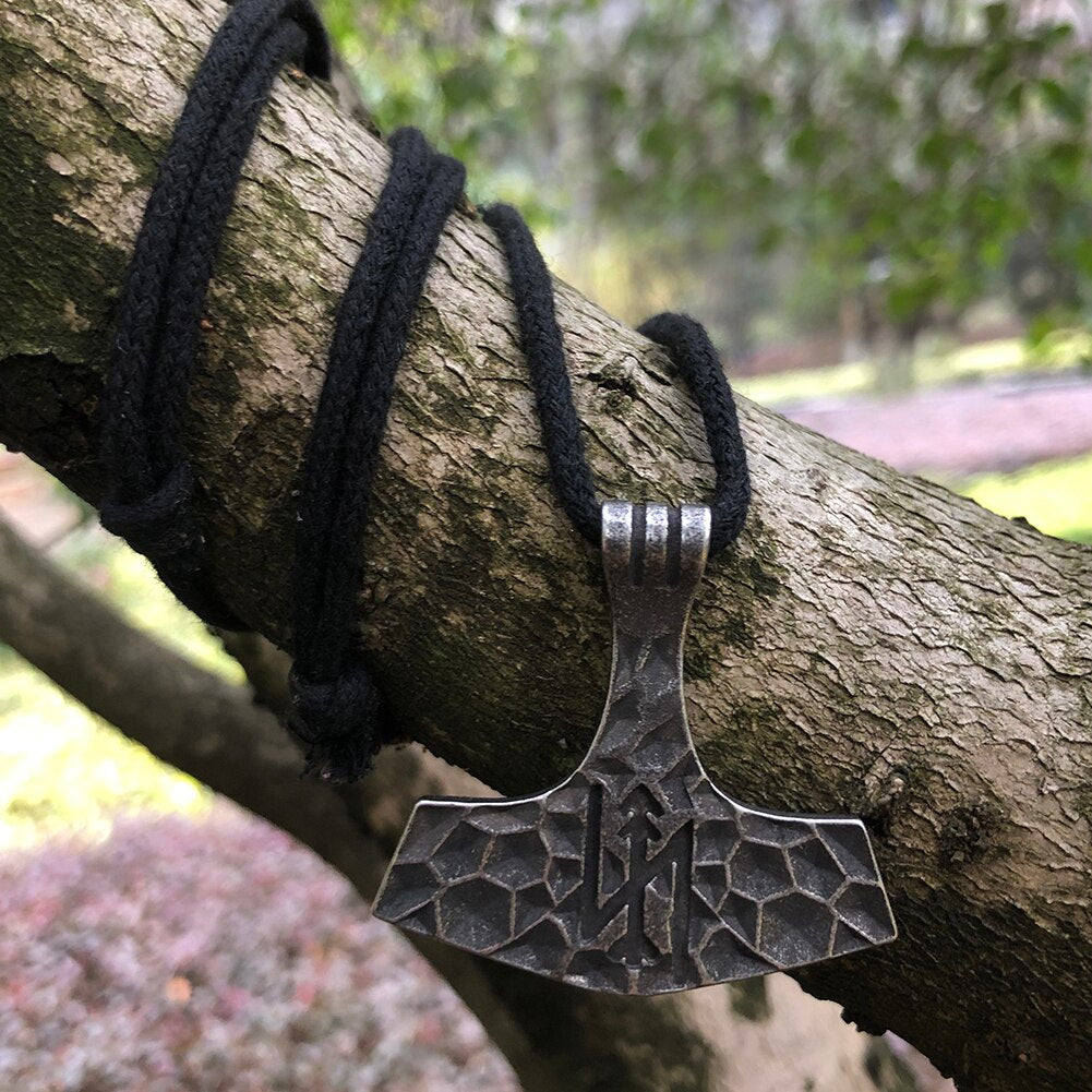 Mjölnir Runic Foresight Necklace Stainless Steel