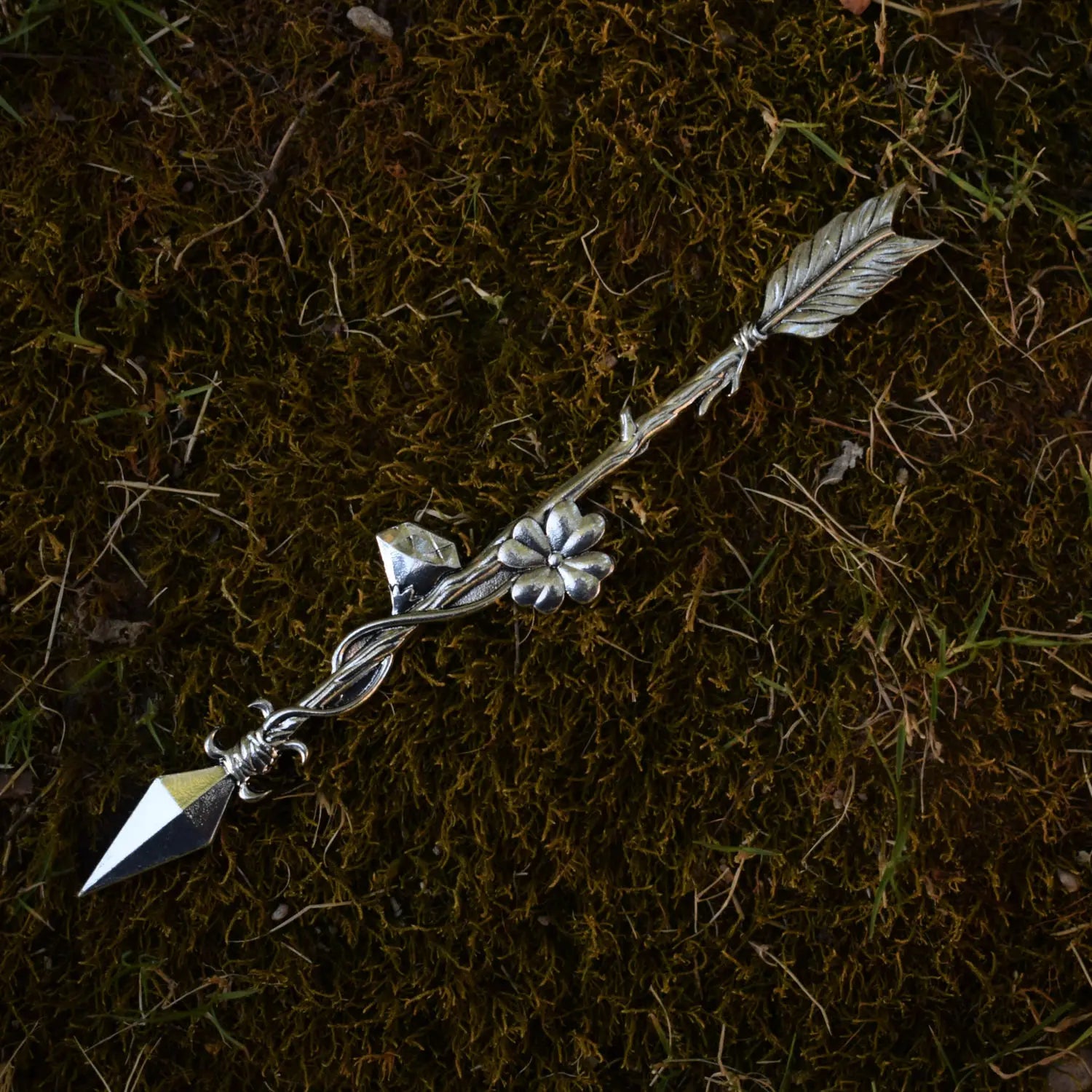 Viking Celtic Thorns and Roses Arrow Hair Stick