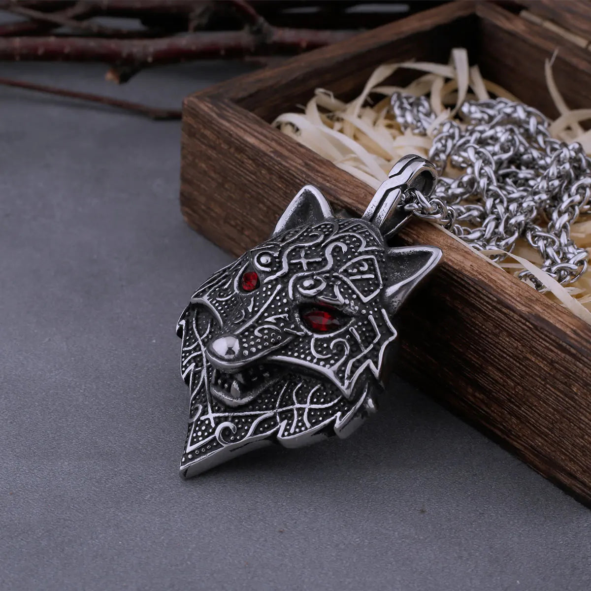 Guardian of the Underworld Garmr Helhound Necklace