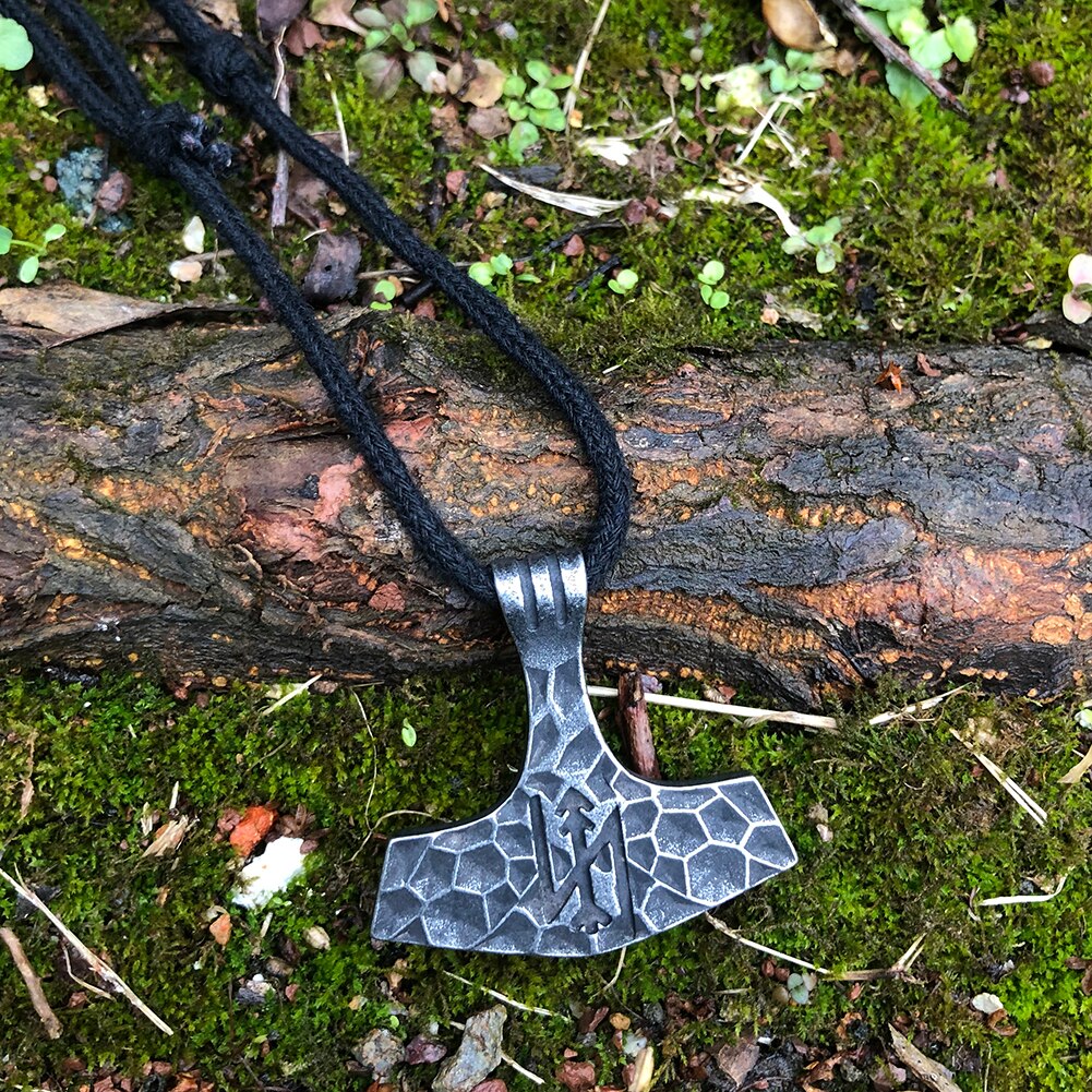 Mjölnir Runic Foresight Necklace Stainless Steel