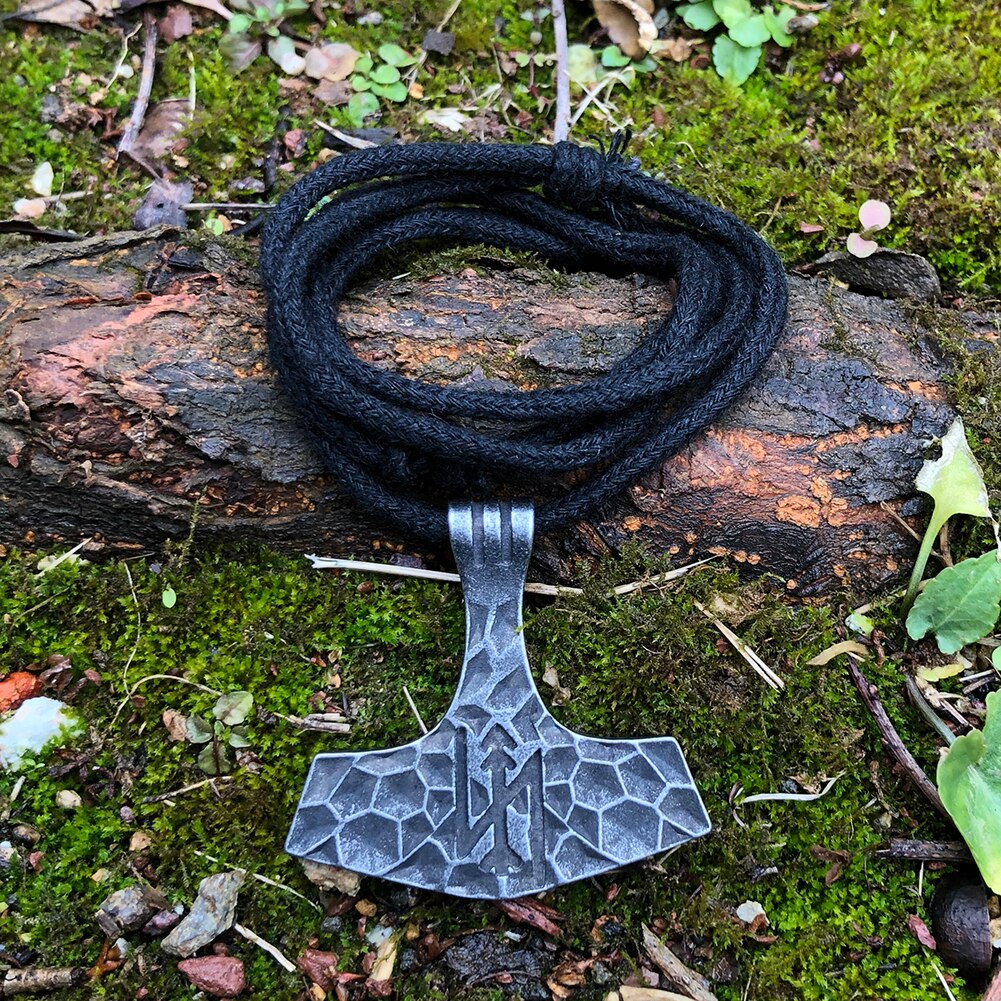 Mjölnir Runic Foresight Necklace Stainless Steel