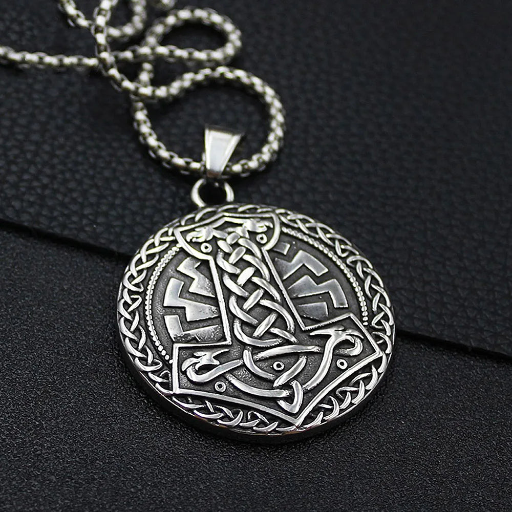 Battle of Thunder Mjölnir Pendant