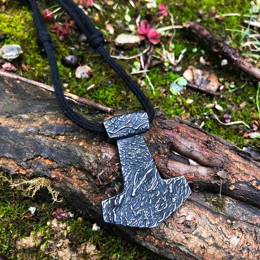 Mjölnir Mystic Age Necklace Stainless Steel