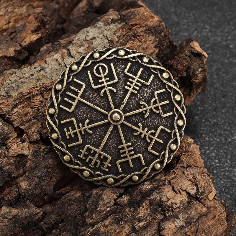 Protection of Vegvisir Brooch Pin